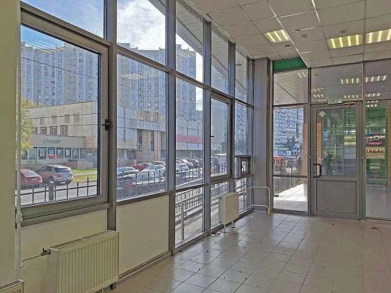 Аренда торгового помещения 350 м², ул. Гурьянова, 30, фото 1