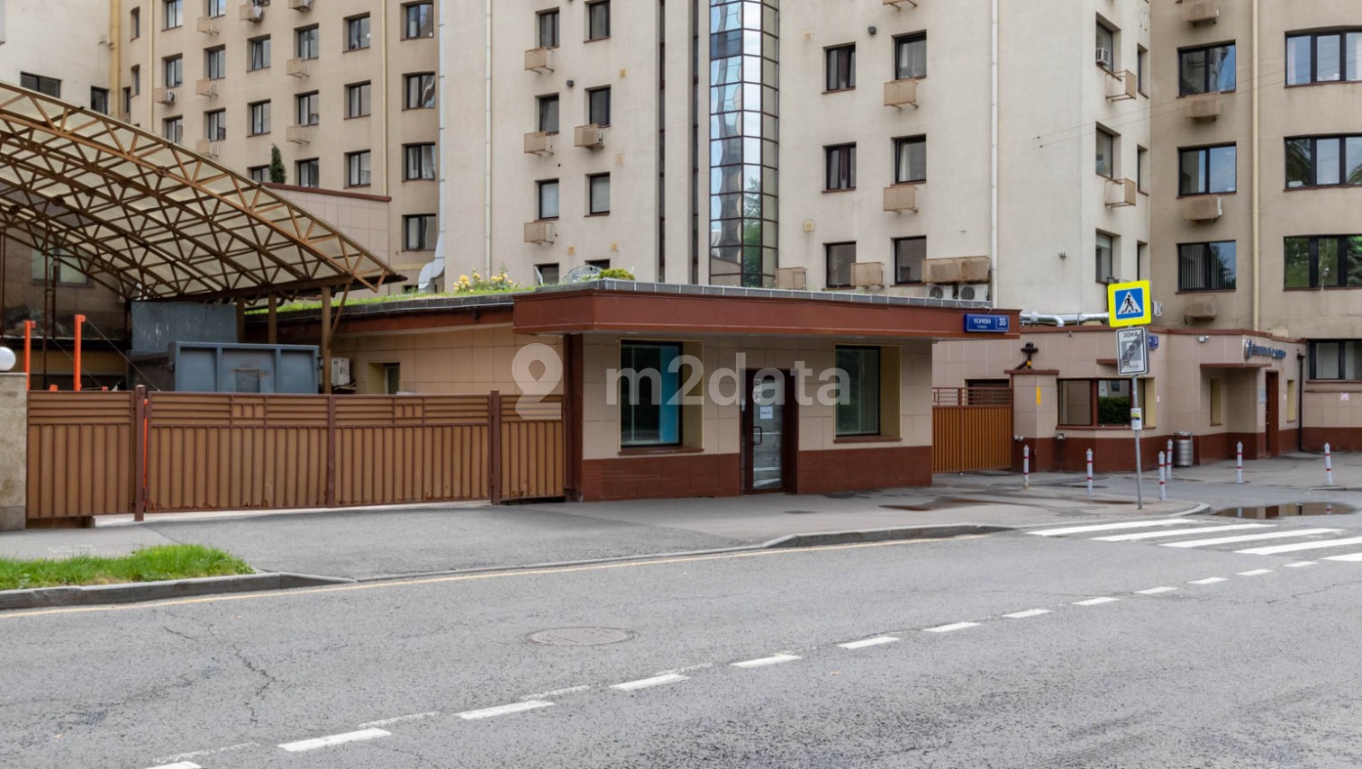 1. Ул. Москва, ул. 10, стр. Ул усачева дом 37 строение 1.