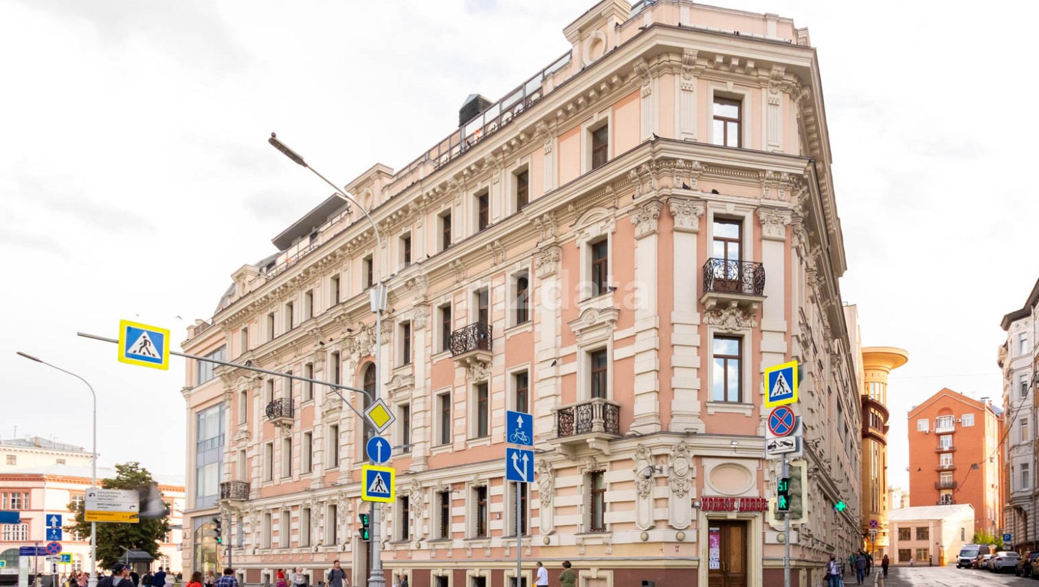 тургеневская площадь дом 2. москва тургеневская площадь 2 crazy daisy bar. , д. тургеневская площадь 2. тургеневская пл.