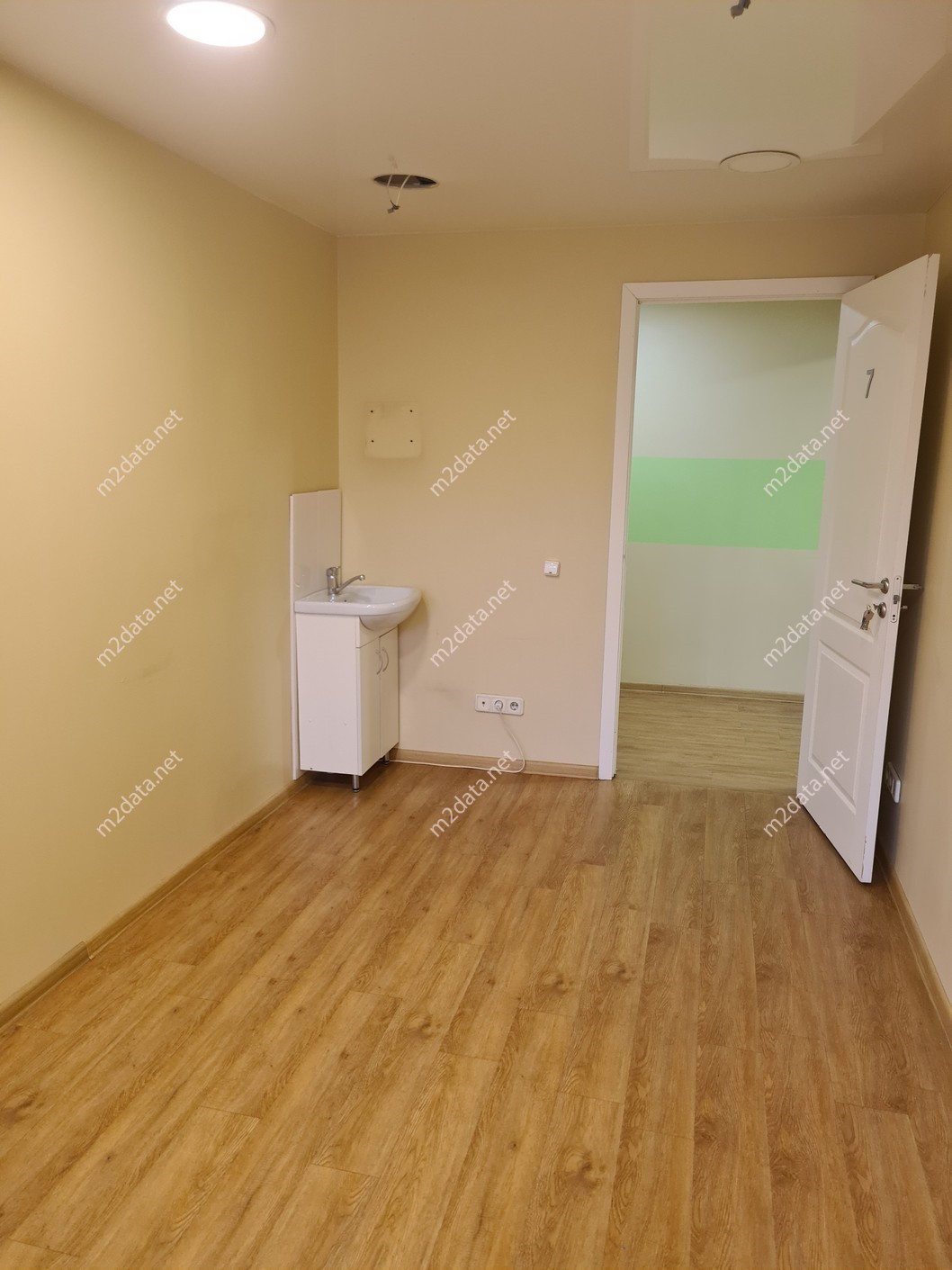 Аренда офиса 88.8 м² в офисно-торговом центре Нижегородский пассаж, 2 ...